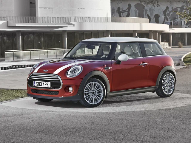 Фото MINI Hatch 3-door III (F55/F56)