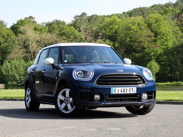 Фото Mini Countryman II