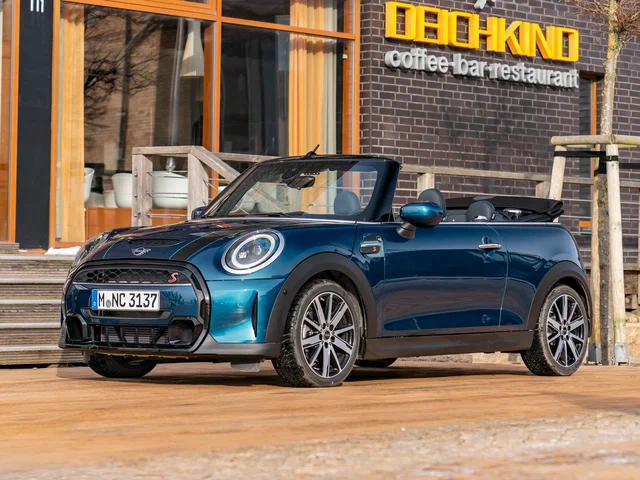 Фото Mini Cabrio III Рестайлинг 2